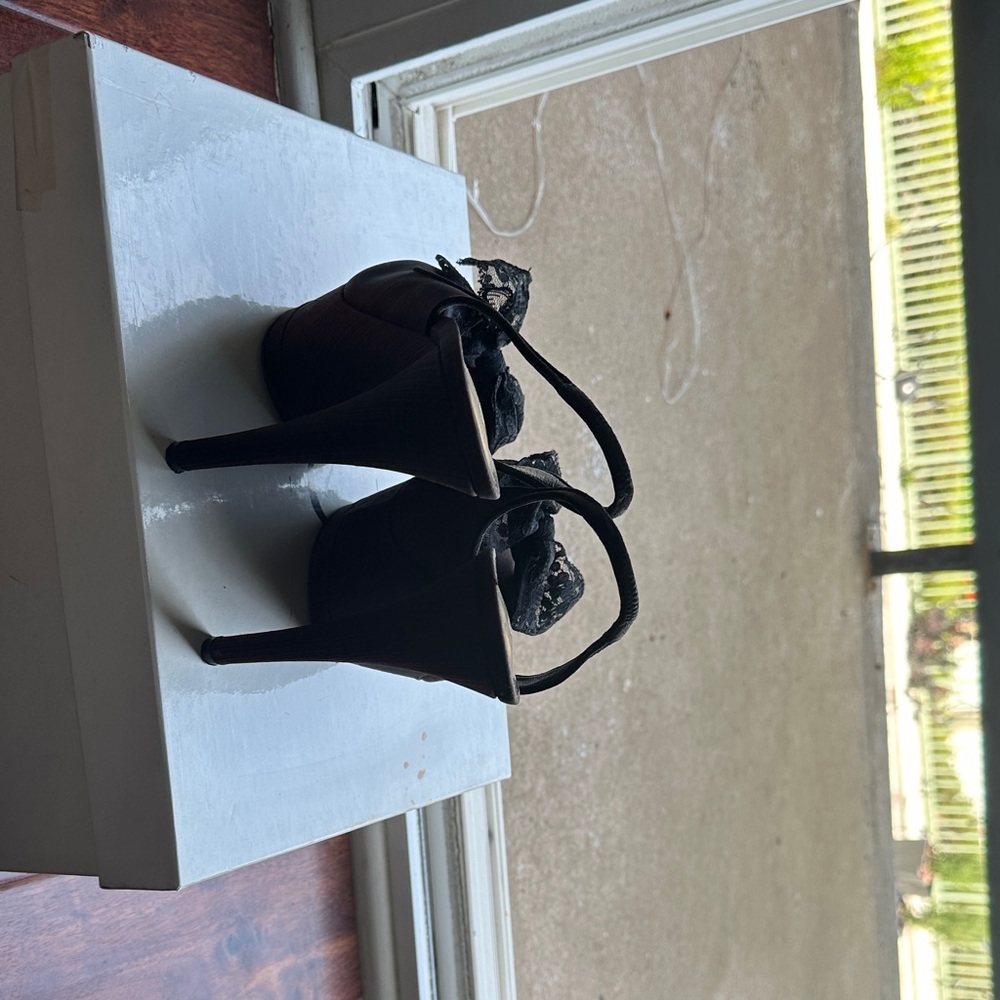 Casadei deep Burgundy high Heels with black Lace Bows / Made in Italy - Picture 4 of 10
